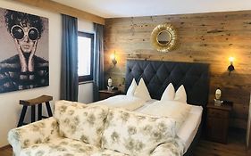 Weiherhof - sleep, eat&smile